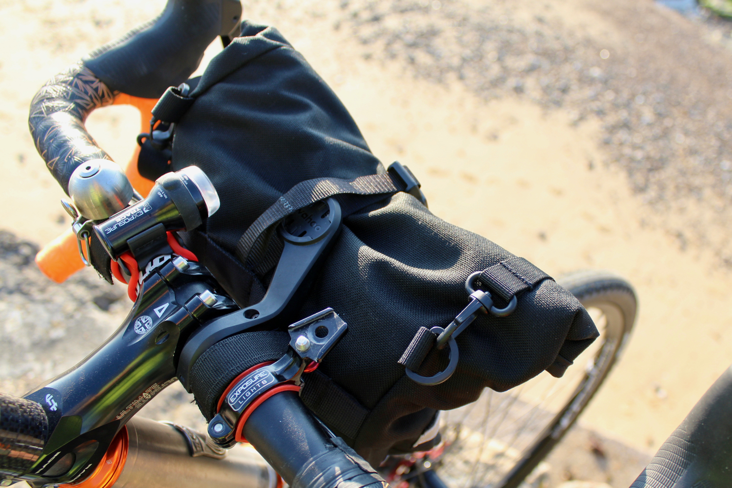 Review Arkel Signature BB Waterproof Handlebar Bag